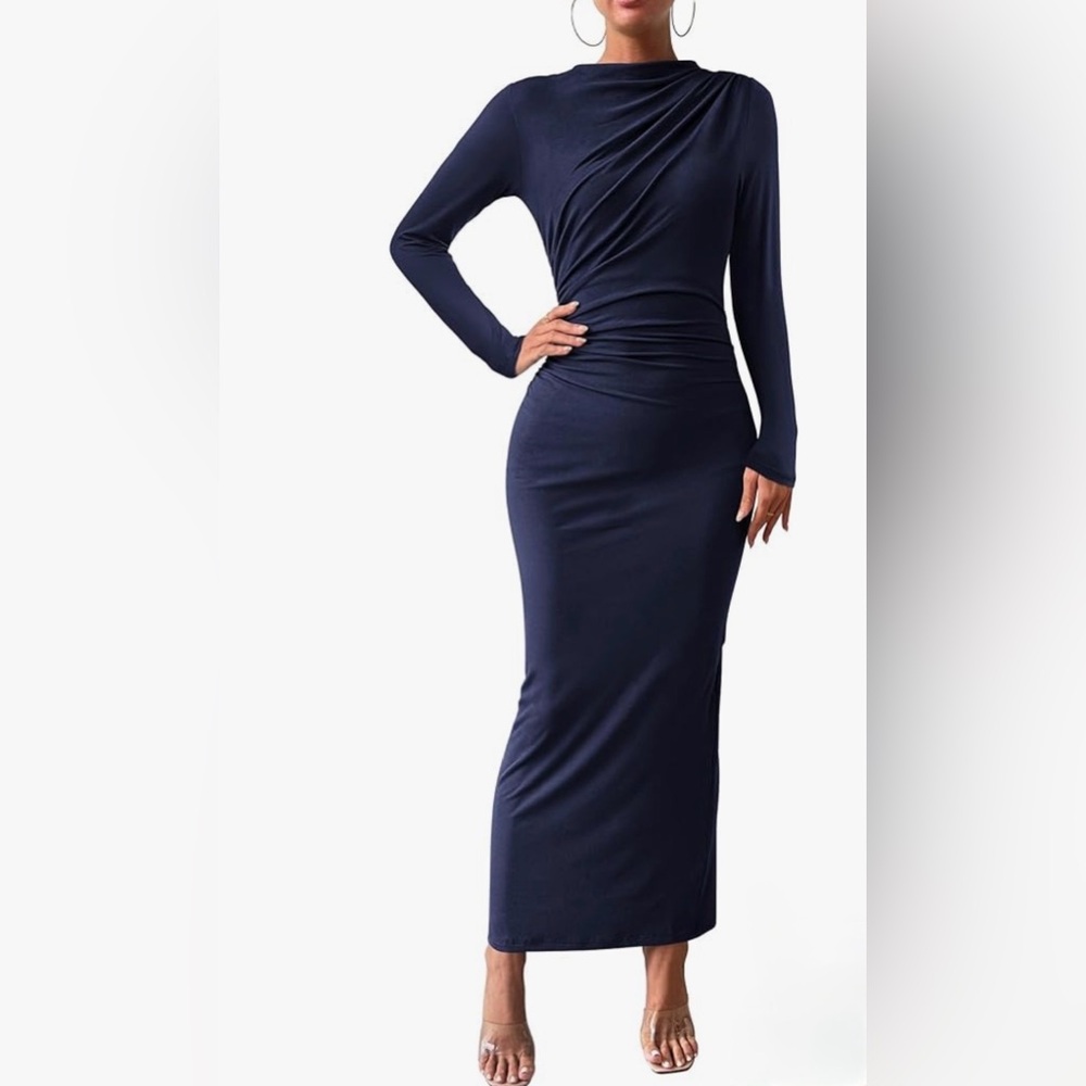 NWT BTFBM Women Bodycon Maxi Dress Long Sleeve with Back Slit in Dark Navy